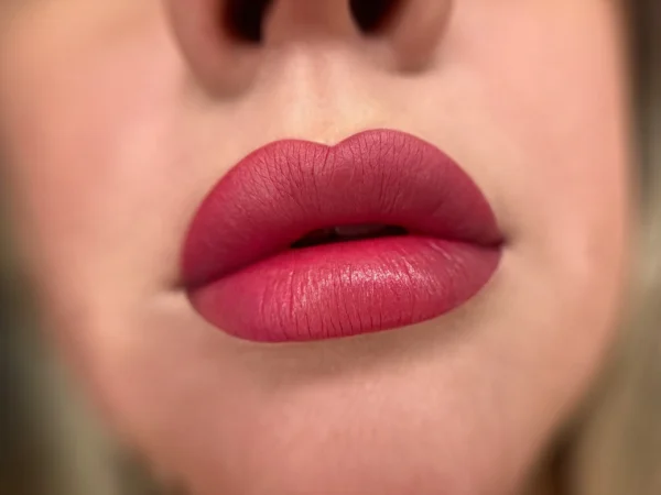 Mattevelour Lips